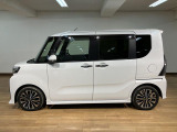 全車両を第三者機関に鑑定を依頼し、鑑定証明書も発行した認定中古車です。納車前には点検整備も実施します。