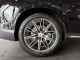 右リア/ホイールロックボルトは弊社備品になります。純正アクセサリーでのご購入をお勧めします。