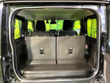 普段のお買い物や通勤、送迎等に十分な荷室スペースを確保しております。セカンドシートを倒すと、大きな荷物の積載も可能です♪