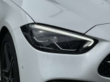 メルセデス・ベンツ[認定中古車]は、メルセデス・ベンツ日本株式会社が認定する中古車保証制度が適用される中古車です。これは正規販売店のみの特典です。