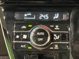 車内空調は&rdquo;AUTOエアコン&rdquo;にお任せ。運転に集中出来ますよ!