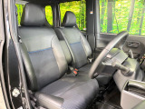 運転席シート廻りは使用感も少なく、良好な状態となっています。丁寧に使われていたことがよくわかりますね。