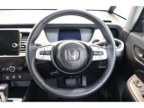 ホンダセンシング搭載!衝突軽減ブレーキや誤発進抑制装置搭載!この他にも先進の安全機能を多数搭載しております!安全に安心にお乗り頂き快適なカーライフをお楽しみください!!