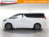 両側パワースライドドア付きだから、狭い駐車スペースなどでの 乗り降りラクラク!小さなお子さまのいるご家庭には嬉しい装備。
