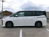 トヨタ認定中古車になります。まるごとクリーニングで見えない部分もまるごと洗浄しております。