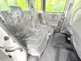 高品質なオリジナルフロアマットもオプションにてご用意しております。お好きなデザインやカラーをお車に合わせて選んでいただくことができます♪
