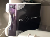 【ETC】高速道路の料金所をストレスなく通過!話題のスポットやサービスエリアに多い「スマートIC」利用時は必須のアイテムです。当店でセットアップを実施、ご納車当日からすぐにご利用いただけます!