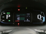 U-Carの販売だけでなく自動車保険、携帯電話の販売も行っております。