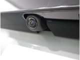 バックカメラが付いているので後方確認が非常にしやすいです。今や運転初心者も熟練者も必須装備!ついていて損はないですね♪