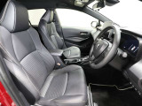 スタイリッシュな室内で運転もしやすいです♪使い勝手の良い配置も考えられています!!