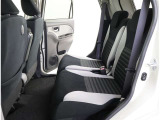ゆとりある広々とした車内空間は、ドライブを始め買い物やレジャーなど、幅広く活躍します。一人でもみんなとでもお出かけを楽しみましょう!