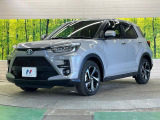 高透明度のガラス皮膜で撥水はもちろん、上質なツヤ・光沢を実現。紫外線や酸性雨から大切な愛車を保護し、色あせ・劣化を防止。「弾スプラッシュコート」、「弾プリミッサコート」からお選びいただけます。