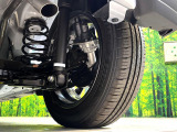 お車を安心してお乗りいただく為には、足回りの定期点検が欠かせません。サービスサポート(有償保証)では無料点検もご提供しており、安心のカーライフをお過ごしいただけるサポート体制が整っています。