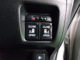 【両側パワースライドドア】両側がパワースライドドアになっており、運転席のスイッチやスマートキーのボタンからでも開閉が可能です!狭い駐車場でのお子様の乗り降りに便利です