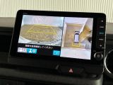 【バックカメラ】リバースにするだけで映ります、後方の安全確認や、狭い駐車場での車庫入れ、雨の日や夜間など視界の悪い時に便利です!安全にバックする為には欠かせない装備です。