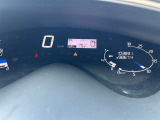 整備スタッフは国家資格を持つプロの整備士です。車検の受入/中間/完成検査と保安基準発行のすべても自社で行います。