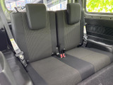 運転席側後部座席