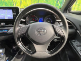 【ステアリングスイッチ】運転中、前方から目線をそらすことなく、オーディオ等の操作が可能な便利機能!安心&快適なドライブを演出してくれます♪