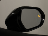 BSM(ブラインドスポットモニタ)!隣の車線を走る車両をレーダーで検知し、ドアミラーでは確認しにくい後側方エリアに存在する車両に加えて、急接近してくる車両も検知します。