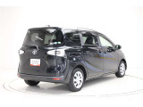 当社では自動車保険、ドライバーに支持されているロードサービスJAFも取り扱いしております。