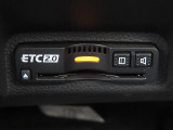 ITSスポットでの渋滞回避支援や安全運転支援などの恩恵を受けることができるETC2.0。