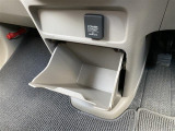 当店のお車をご覧いただきましてありがとうございます。お車についてのご質問やお見積りのご依頼、ご購入にあたってのご相談などは無料電話(0078-6002-312860)にお気軽にお問い合わせ下さい!