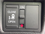 【パワースライドドア】スマートキーや運転席のスイッチでスライドドアの開閉が可能♪電動だから力を入れてドアを開ける必要が無く、小さいお子様でも、重い荷物を持っている時もラクに開け閉めできます♪