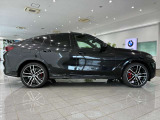 X6  M60i xドライブ 4WD