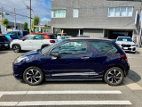 このツートンの組み合わせフランス車らしいですね。