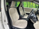 運転席シート廻りは使用感も少なく、良好な状態となっています。丁寧に使われていたことがよくわかりますね。