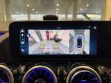バックカメラにより駐車時の後方確認も楽にできます。