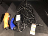 充電ケーブルです。充電に必要ですので家にしまったりせず、必ず車に乗せておいてください。