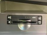 【ETC】高速道路の料金所をストレスなく通過!話題のスポットやサービスエリアに多い「スマートIC」利用時は必須のアイテムです。当店でセットアップを実施、ご納車当日からすぐにご利用いただけます!