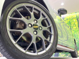 【BBS製16インチアルミホイール】大人気メーカーのホイールを装備♪軽量・高硬度のアルミホイールは、ハンドリング・加速など、走りの質を向上してくれます♪