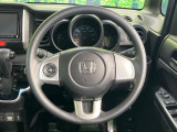 【ステアリングスイッチ】運転中、前方から目線をそらすことなく、オーディオ等の操作が可能な便利機能!安心&快適なドライブを演出してくれます♪