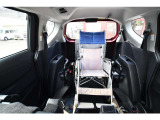 福祉装備や車両についての詳細は当社ホームページにて掲載しております。是非、当社ホームページへお越し下さい。「坂出自動車」で検索して下さい。※車いすは見本です。
