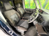 運転席シート廻りは使用感も少なく、良好な状態となっています。丁寧に使われていたことがよくわかりますね。