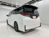 低燃費で環境にもやさしいハイブリッド車です。トヨタ専用診断機器でハイブリッドシステムを綿密に点検してあります!