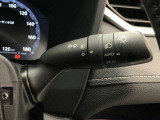 ライトスイッチです。「AUTO」にすると外の明るさに応じてスモールライト・ヘッドライトが自動でON・OFFします。夕暮れ時や屋内駐車場、トンネルなどに便利です。フォグランプもON・OFFできます。