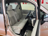 運転席広々