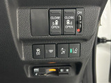 店舗にて現車の確認もいただけますので、お電話で在庫のご確認の上是非ご来店くださいませ。