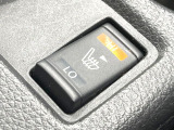 【シートヒーター】寒い日に重宝するシートヒーター!エアコンより早く温まってくれるので寒がりの人も安心ですね♪エアコンの温風は乾燥するから苦手、という方にもをおすすめです。