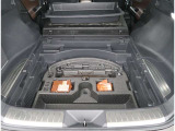 【パンク修理キット】車の軽量化や無駄を無くす為、応急タイヤパンクキットが搭載されています。