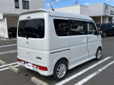 広々とした車内空間に優れた燃費性能。更にデザインも上質で人気のお車です!