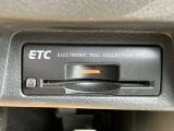 すっきり埋め込み型ETC車載器(高速道路の利用時に 料金所の通過をスムーズに行うために自動で料金を精算するシステム)