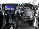 視界性の良い運転席!