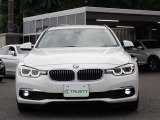 BMW在庫保有台数常時100台以上!ご来店の際はBMW本店(厚木市下荻野140-1)にご来店ください!弊社自慢の全天候型ショールーム!BMW在庫保有台数常時100台以上ございます!
