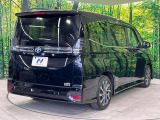 ☆全国のネクステージからお取り寄せが可能※!遠方の店舗に展示してあるクルマが気になる場合も、最寄りの店舗でご覧いただくことが可能です!是非私たちに要望をお聞かせください!※別途費用