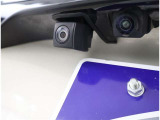 駐車が苦手な方も、そうでない方も、大変に便利なバックモニターを搭載しております!