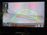 バックガイドモニターで、後方を確認しながら安心して駐車することができます。運転初心者も熟練者も必須の機能ですよ!